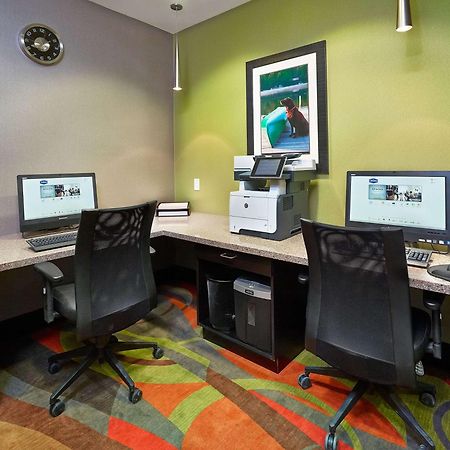 Hampton Inn By Hilton Calgary Airport North מראה חיצוני תמונה
