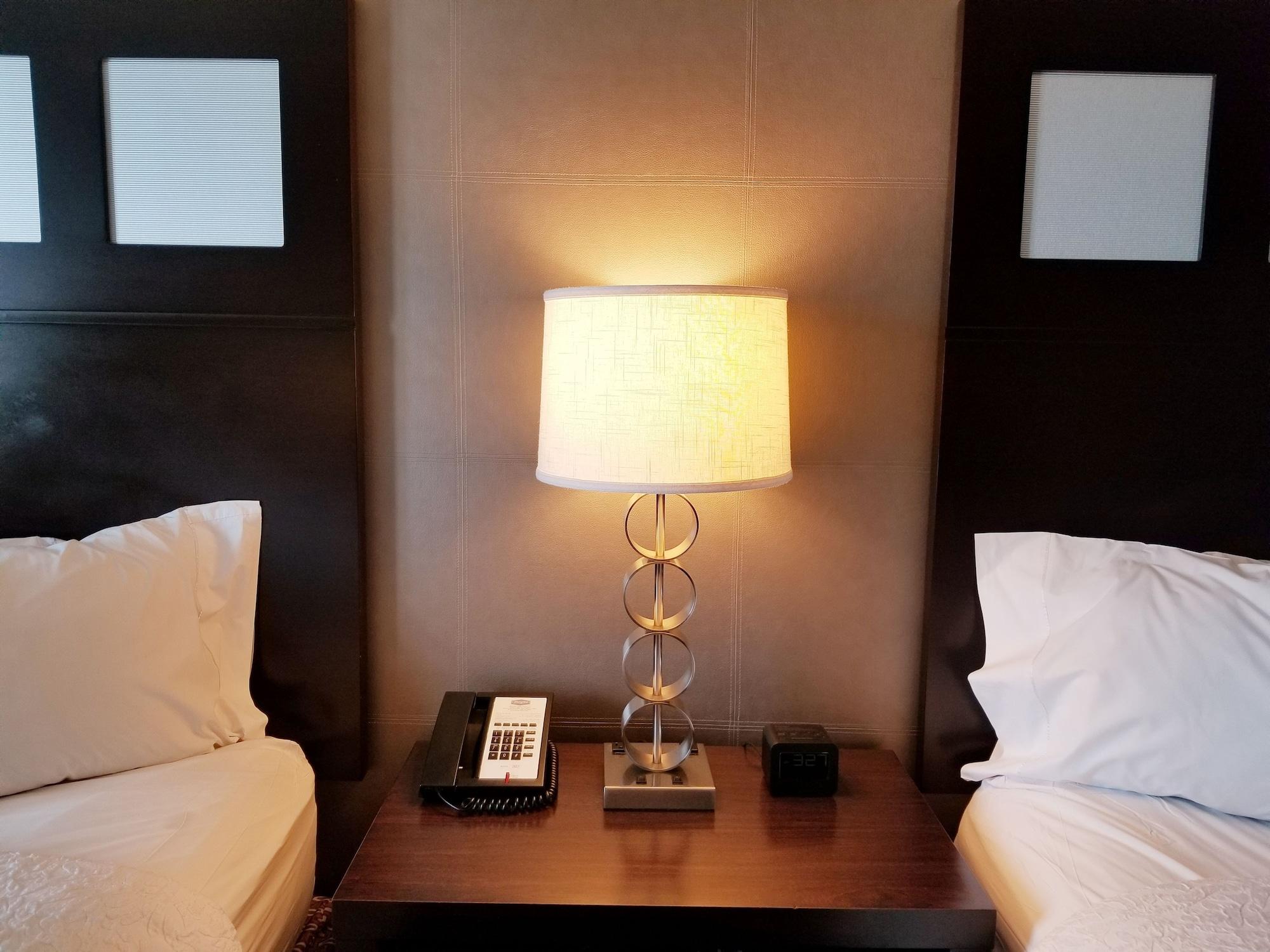 Hampton Inn By Hilton Calgary Airport North מראה חיצוני תמונה