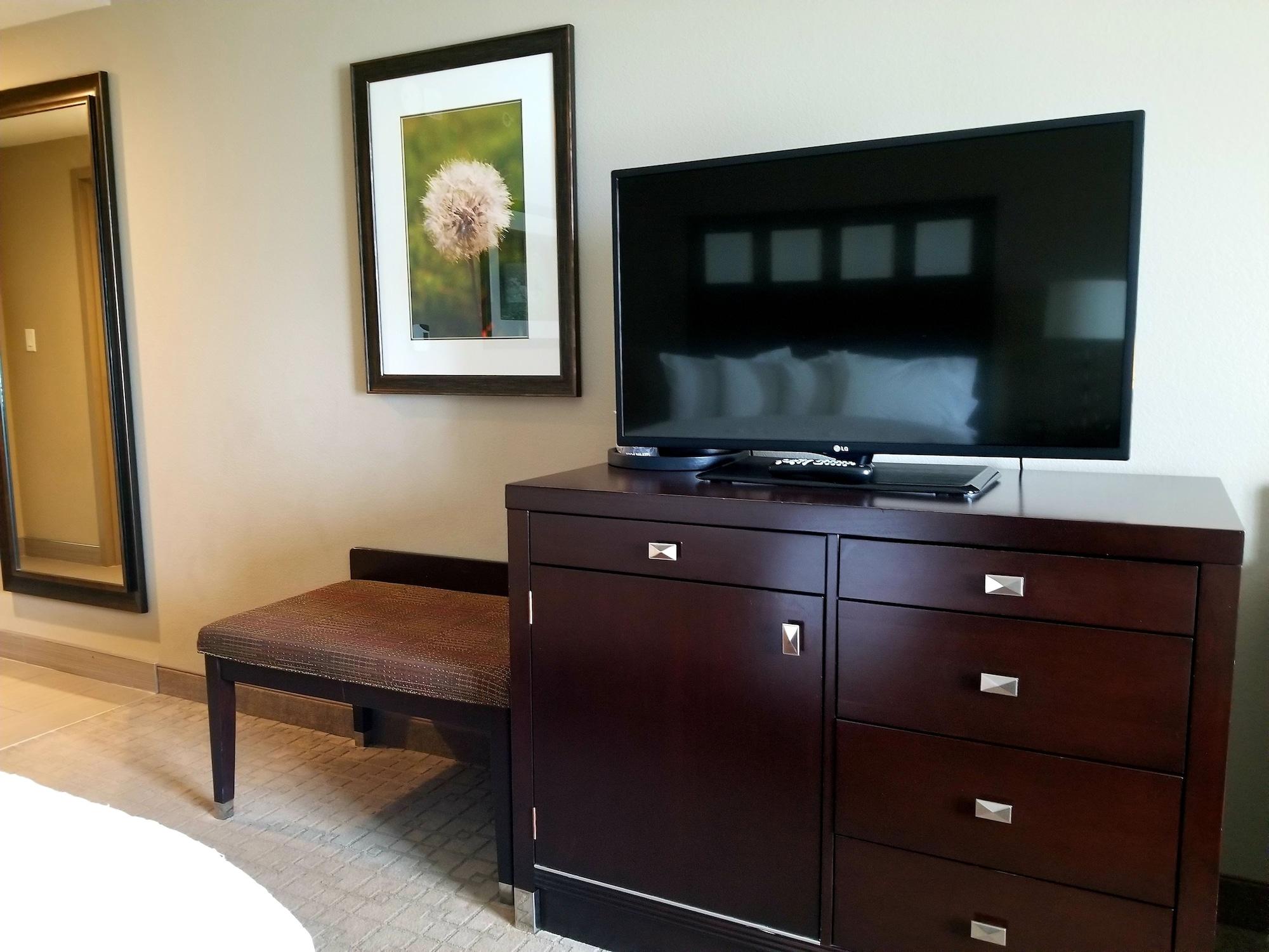 Hampton Inn By Hilton Calgary Airport North מראה חיצוני תמונה