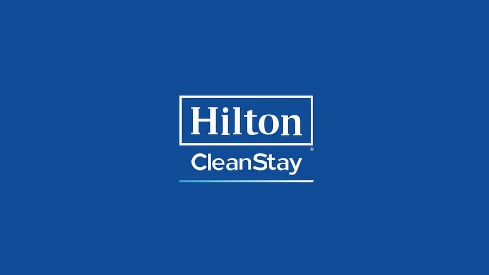 Hampton Inn By Hilton Calgary Airport North מראה חיצוני תמונה