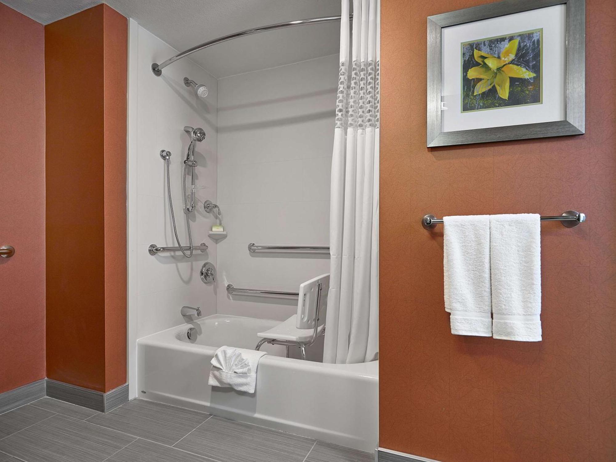Hampton Inn By Hilton Calgary Airport North מראה חיצוני תמונה