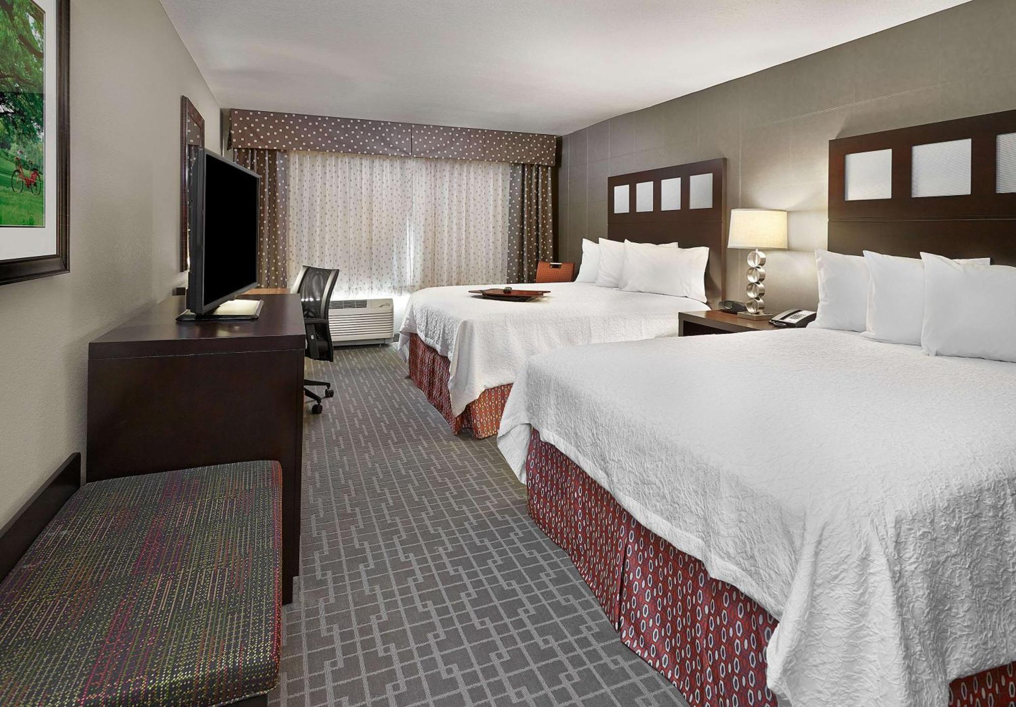 Hampton Inn By Hilton Calgary Airport North מראה חיצוני תמונה