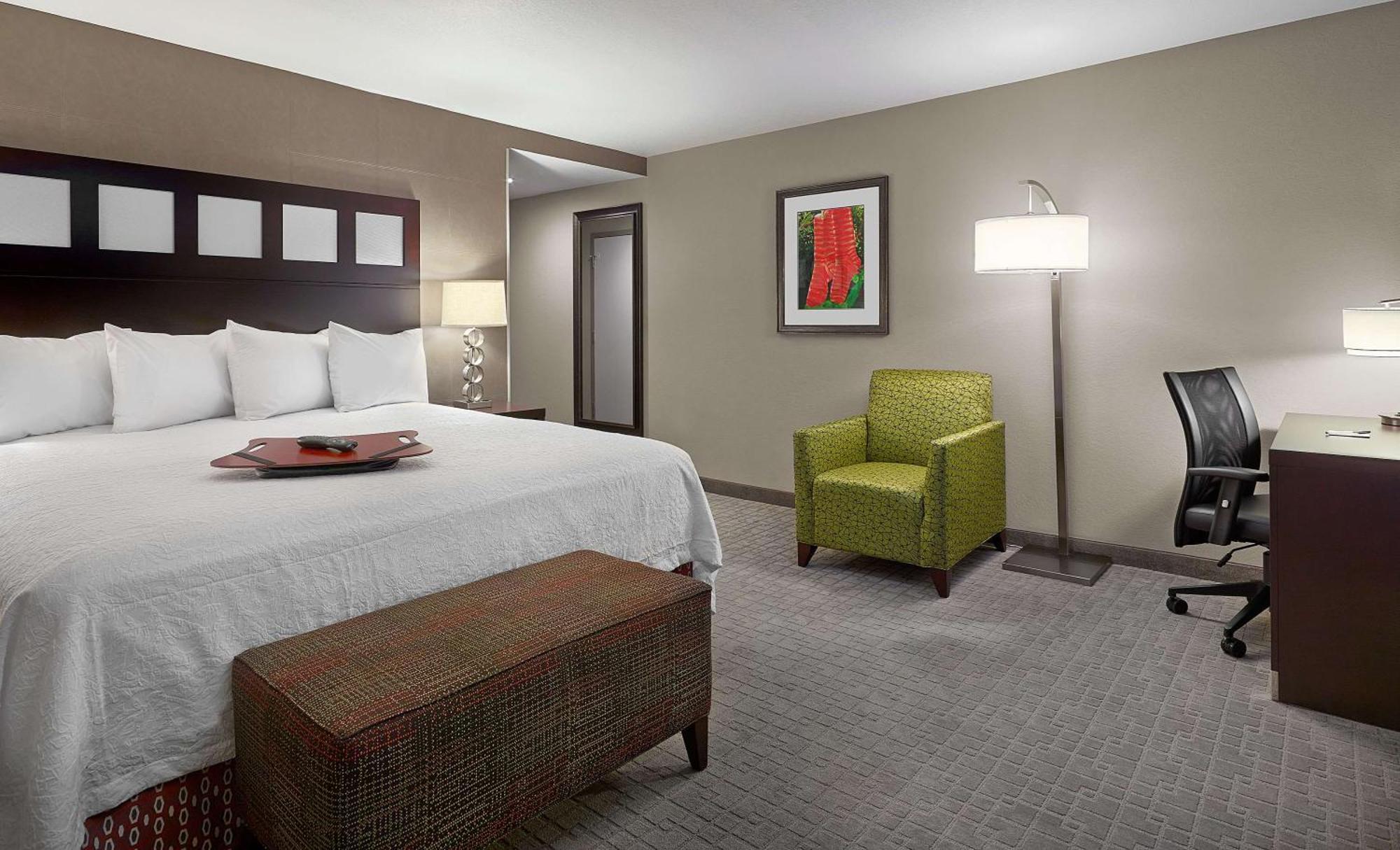 Hampton Inn By Hilton Calgary Airport North מראה חיצוני תמונה